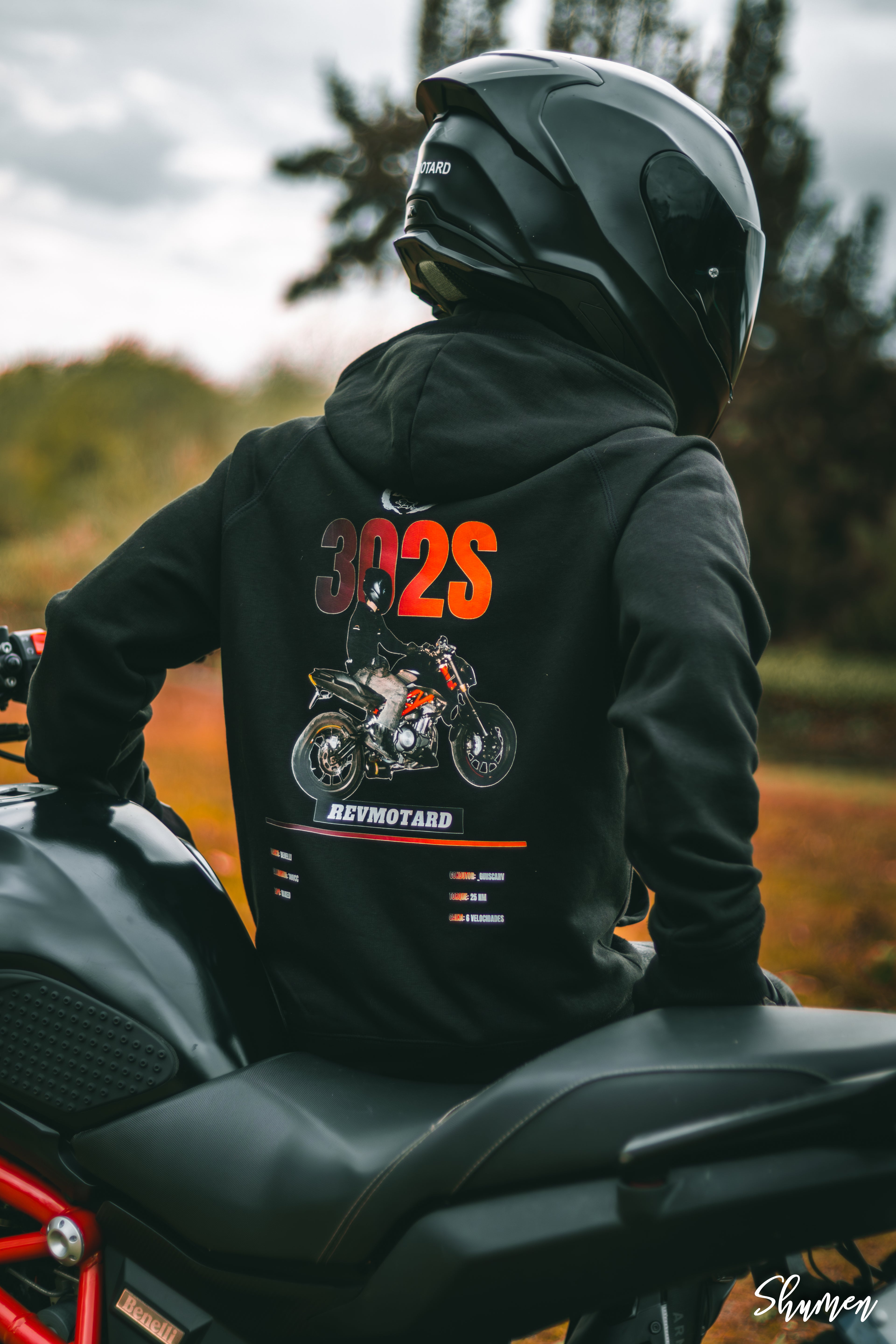 🏍️ Camisola Personalizável RevMotard